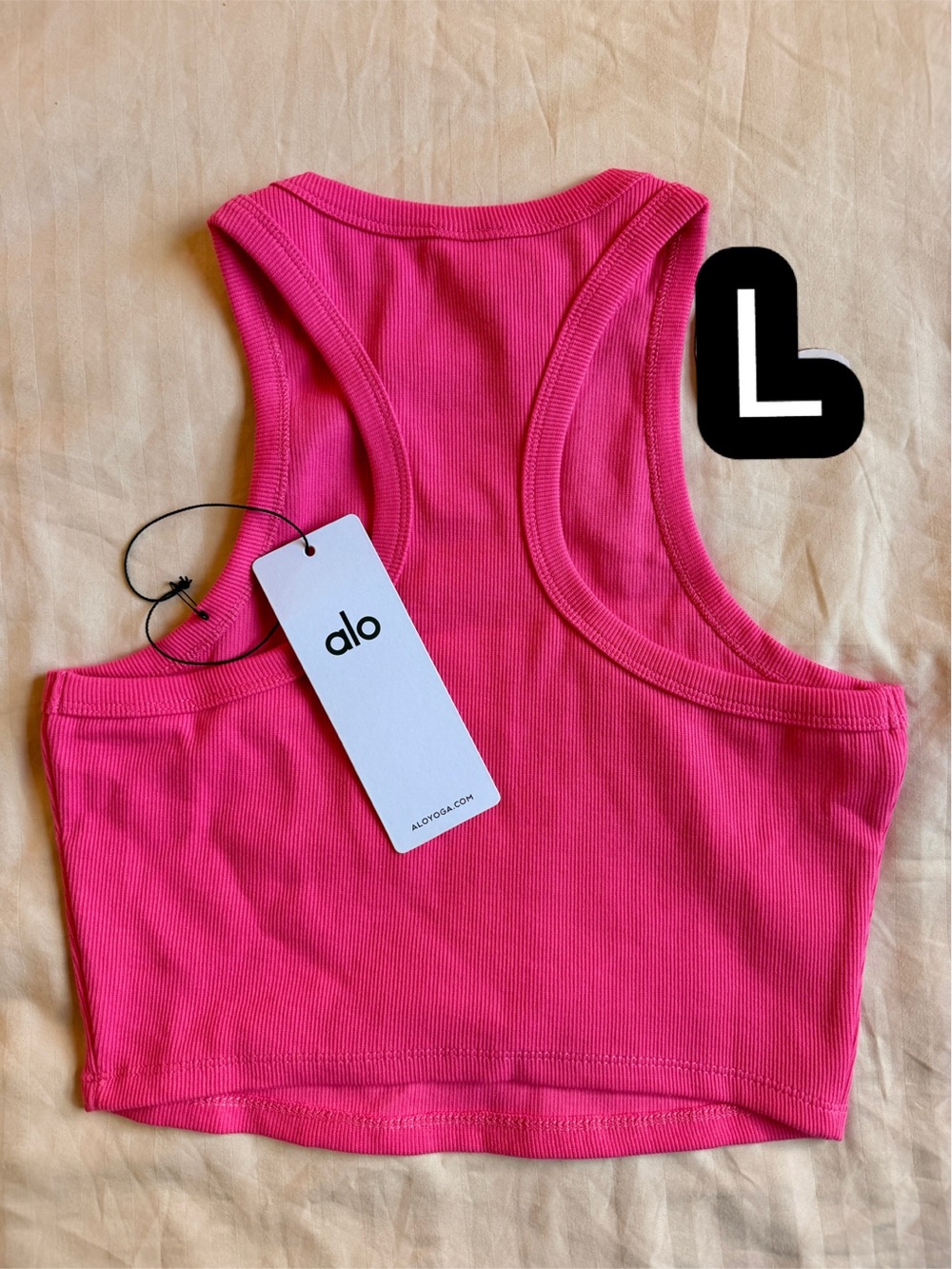 ALO Yoga Hot Pink Ribbed Crop Tank - Picture 3 of 3